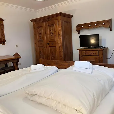 Haus Jaegersruh Bed & Breakfast