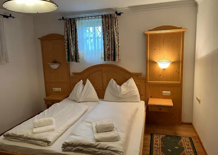 Haus Jaegersruh Bed & Breakfast 3*